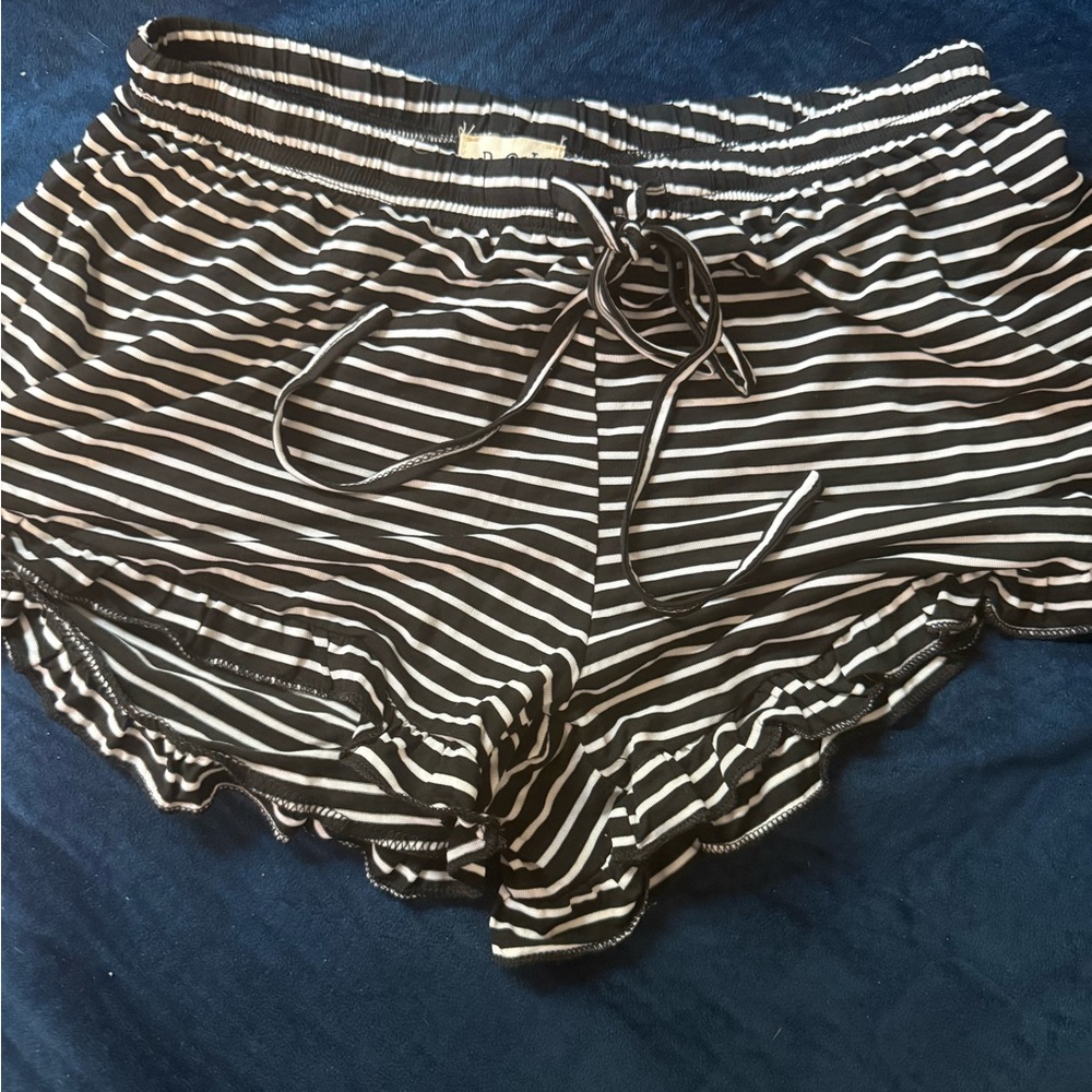 POL Monochrome Striped Shorts